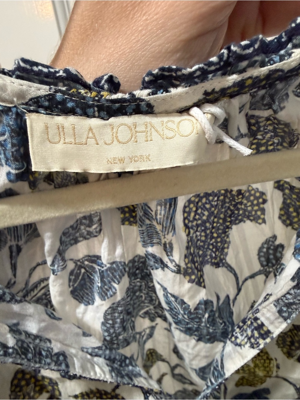 Ulla Johnson Azrou Floral Ruffle Split Neck
Peasant Top Sz 0 but fits up to Sz 6 - Picture 11 of 11